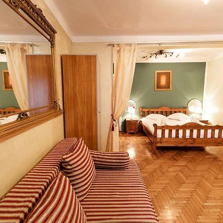 Dream House Brasov Hotel Eksteriør billede