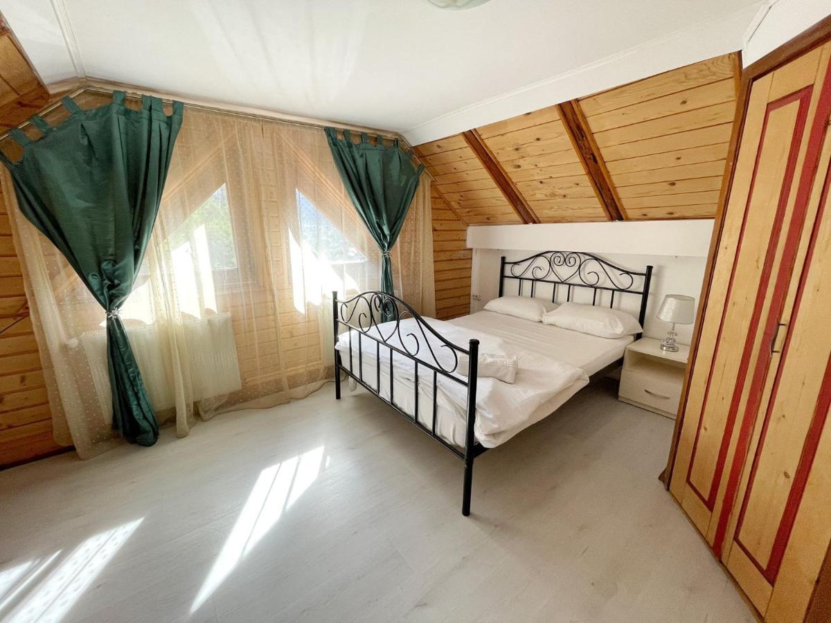 Dream House Brasov Hotel Eksteriør billede